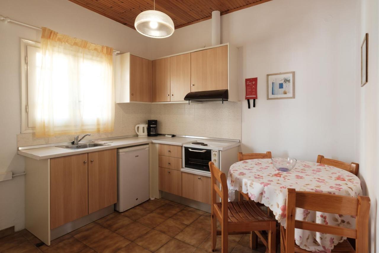 Tereza Apartments Acharavi  Esterno foto